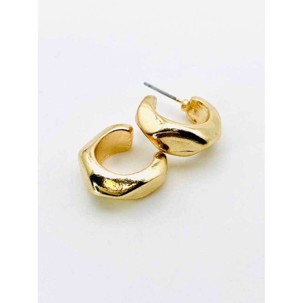 Chunky gold huggie hoop earrings